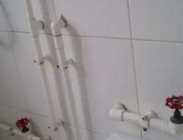 靖宇水管维修多少钱